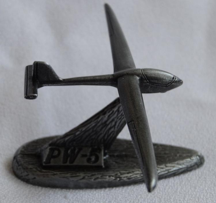 PW-5 SMYK szybowiec na statywie stare srebro